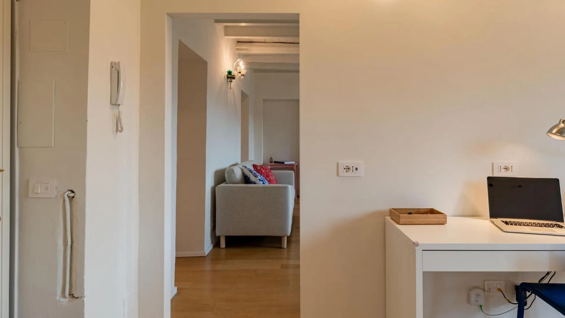 Apartment Arena Terrace View By Interhome Mediolan