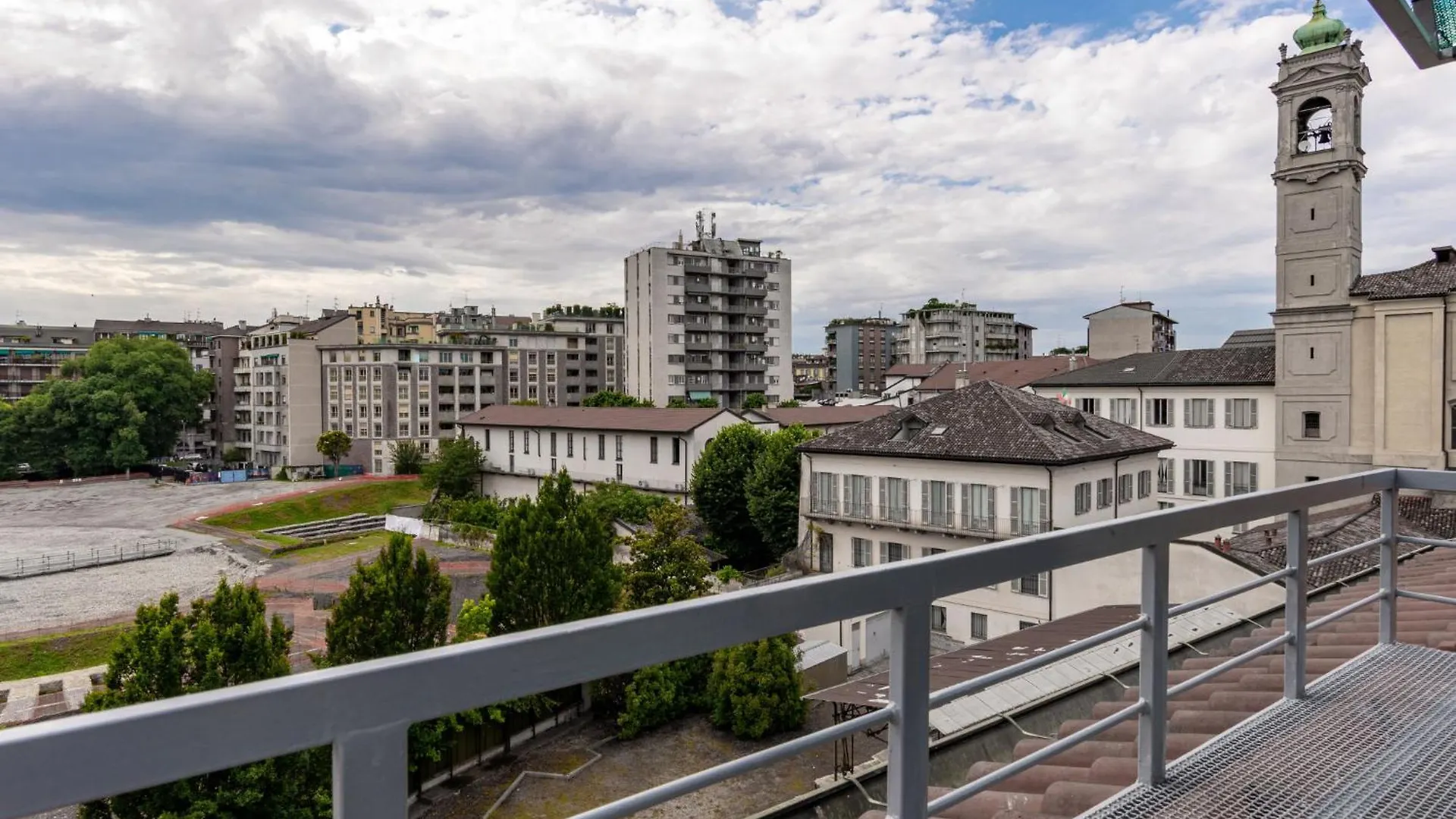 Apartment Arena Terrace View By Interhome Milan 0*,